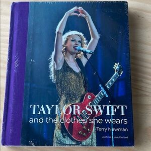 Taylor Swift ] and the clothes she wears